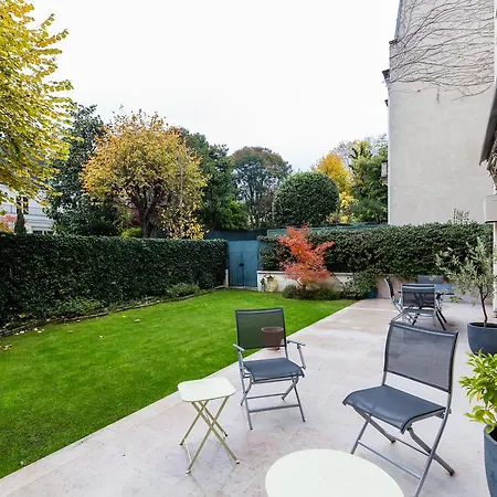 Veeve - Elite Gardens *
